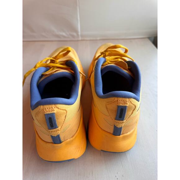 Saucony yellow Guide 15 Running Shoe - Women's size 7 - Picture 4 of 11